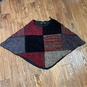 Mirasol Womens Patchwork Wool 
One Size Metallic Flowy Quilted Knit
Poncho